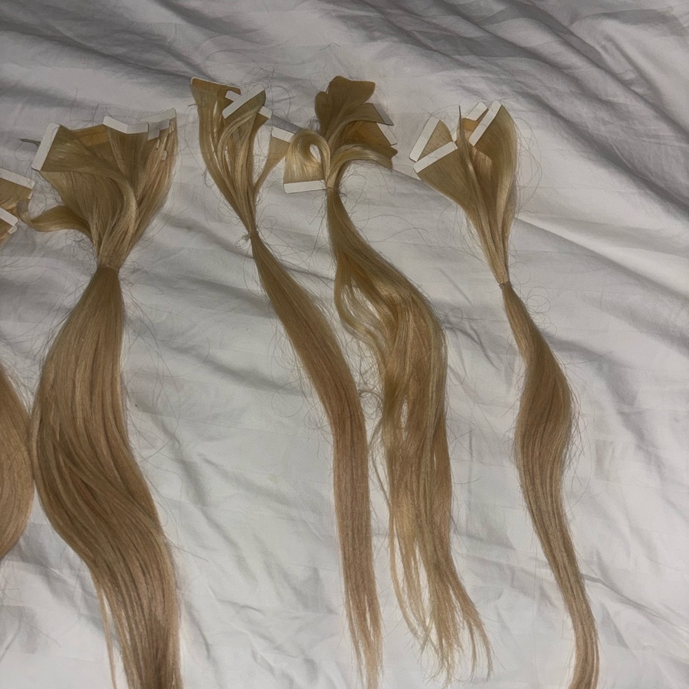 Bellami 18”Blonde Hair Extensions - Picture 4 of 5